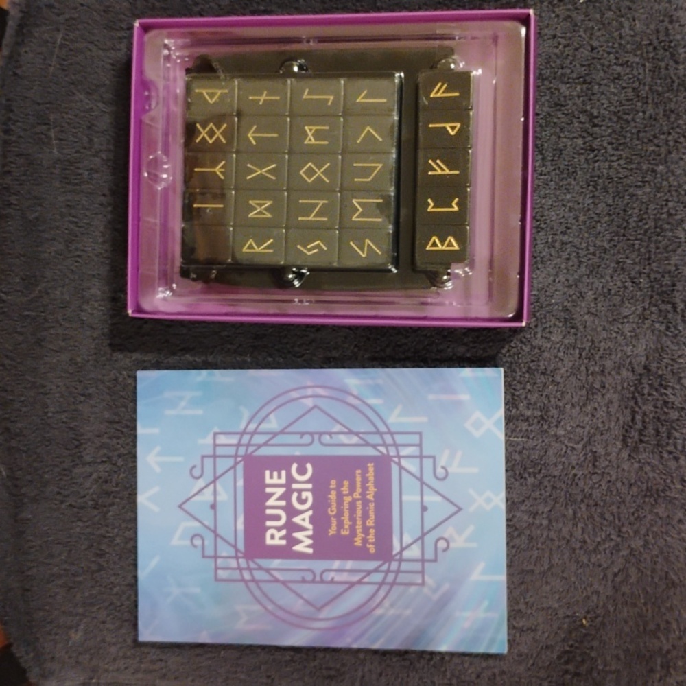 A Practical Guide To Rune Magic – Enchanted Rune Set - Picture 3 of 8